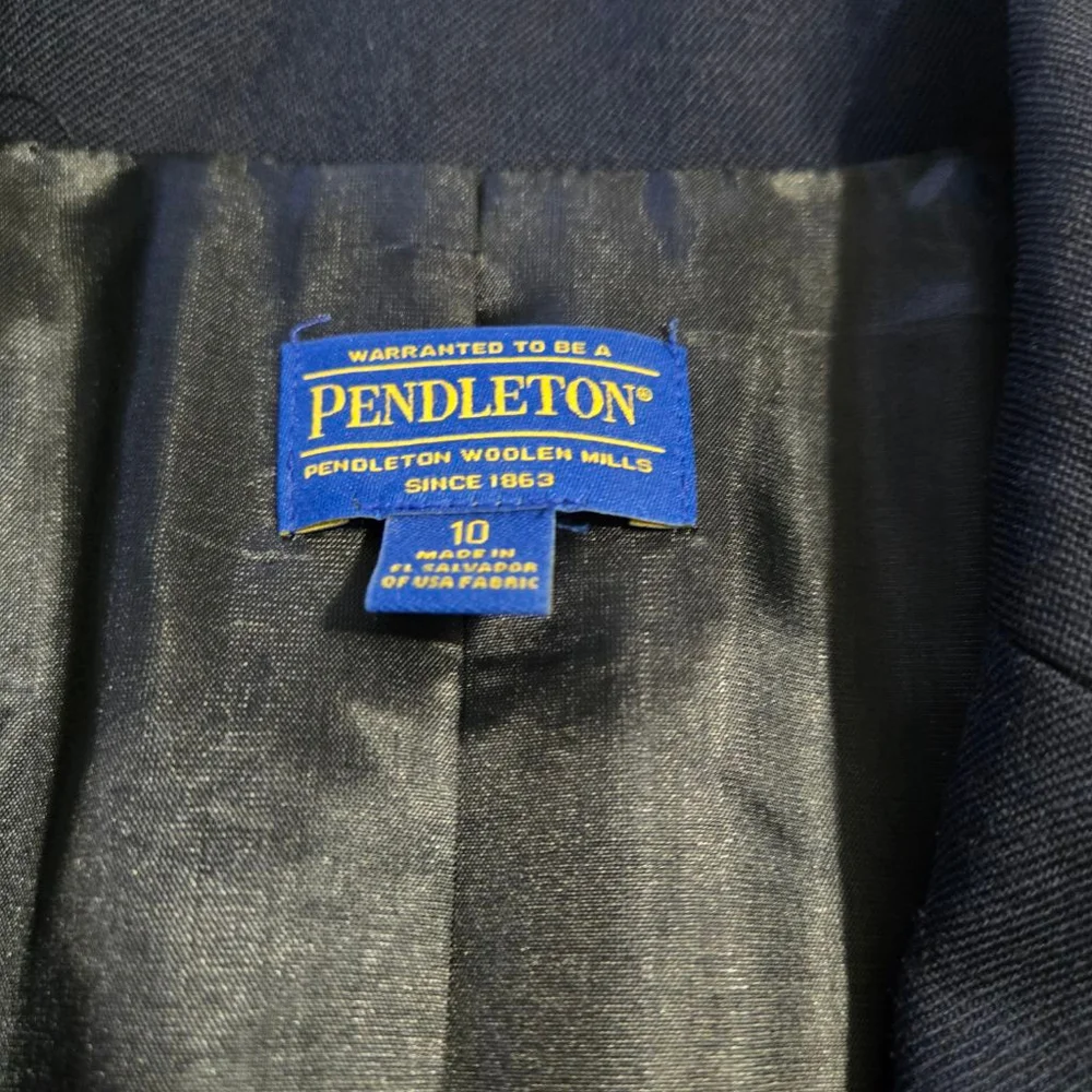 Women's Pendleton Navy 100% Virgin Wool Blazer Size 10 NWT